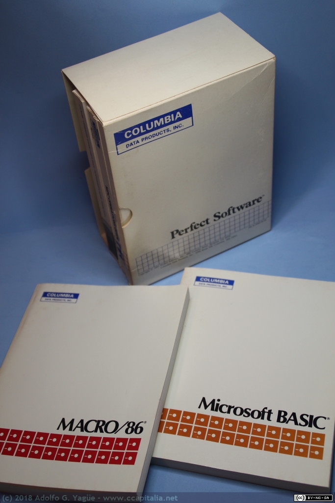 589 - Columbia Data Products 1600. Perfect Software. CPM-86, MPC Operations, Microsoft BASIC y Macro86 (3), 1982