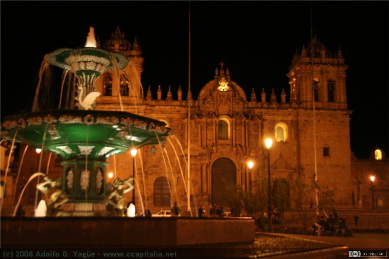 Plaza de Armas de noche (2)