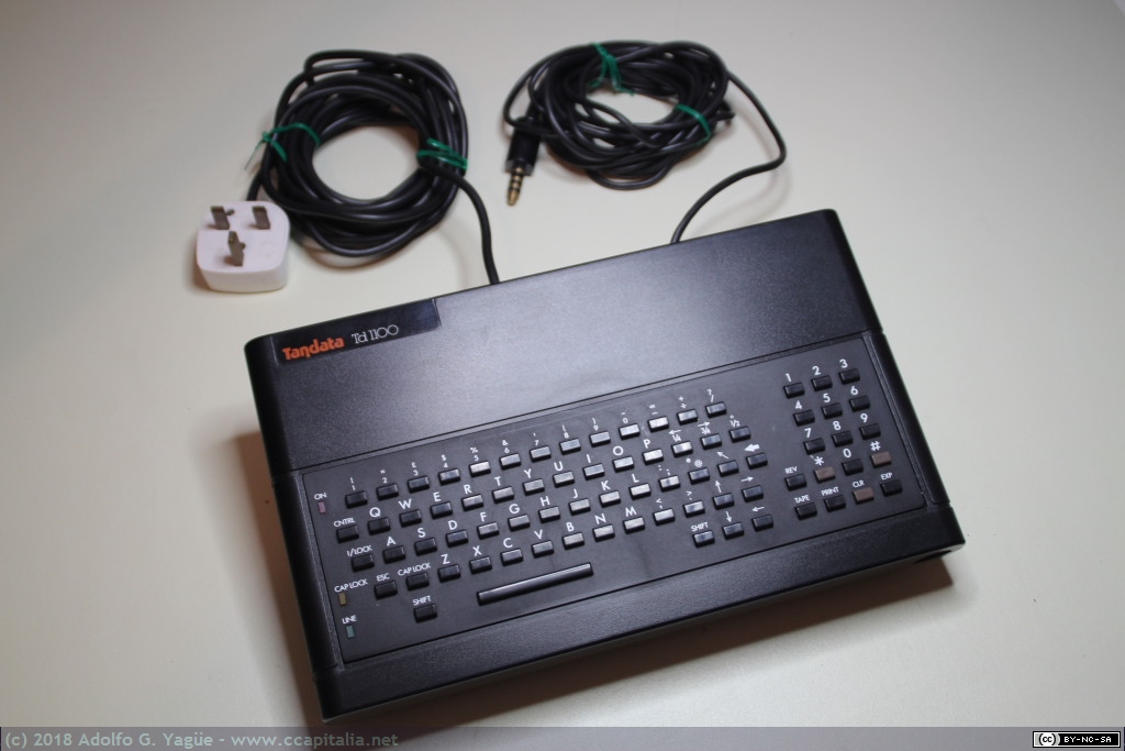 889 - Terminal Prestel Tandata TD1100, 1981