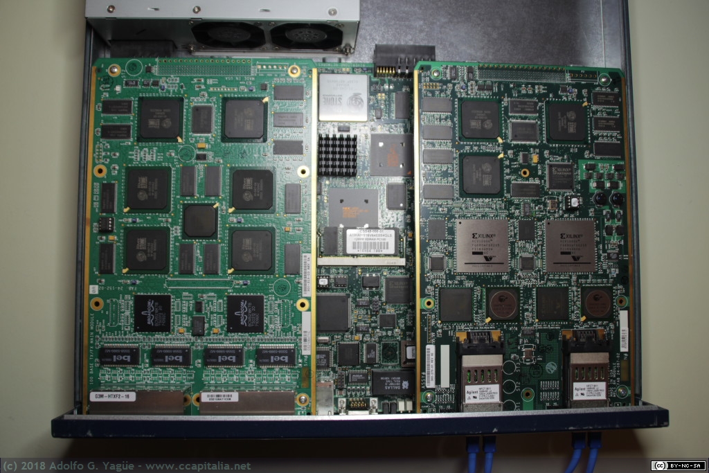 963 - Conmutador MPLS Ethernet Riverstone RS-1000 (2), 2002