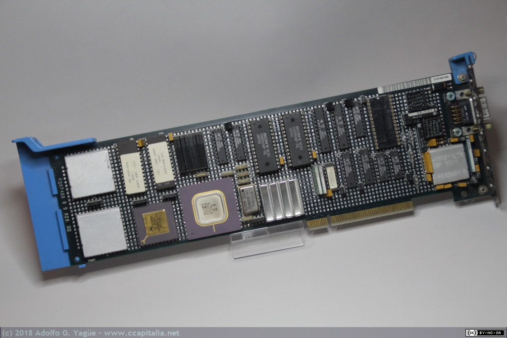 323 - Tarjeta IBM Token Ring de 4Mbps (Microchannel), 1986