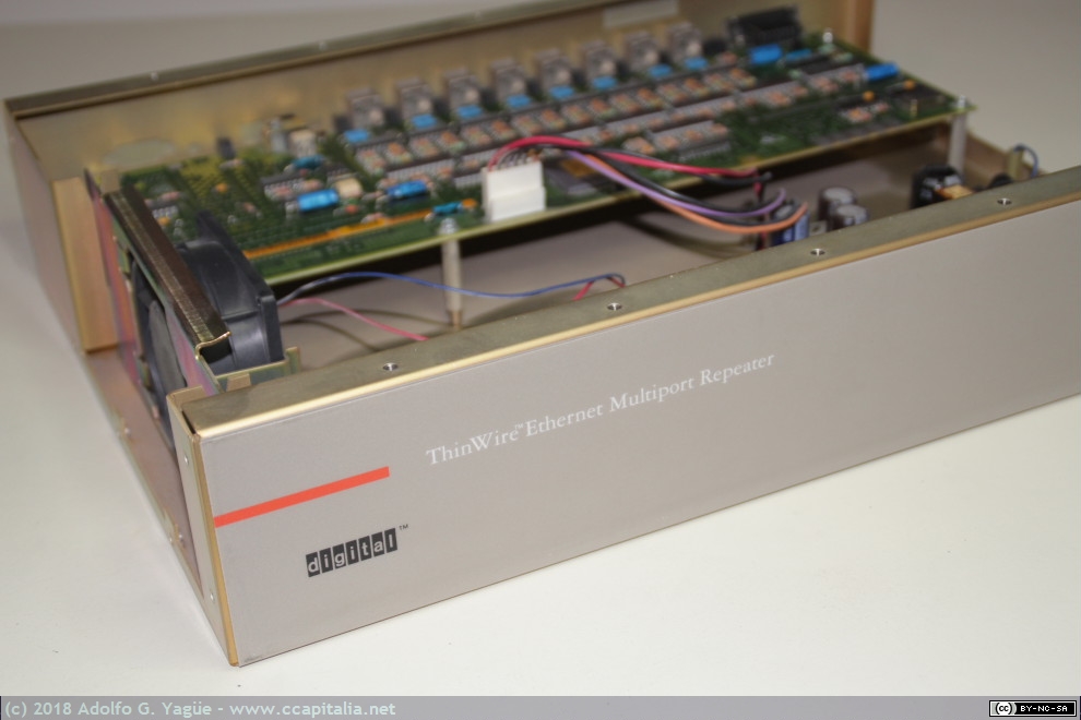 319 - Digital ThinWire Ethernet Multiport Repeater (2), 1985