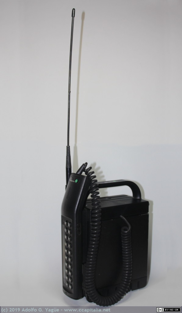 1080 - Telyco I-4000 (NMT-450). OEM Philips Indelec (1), 1988