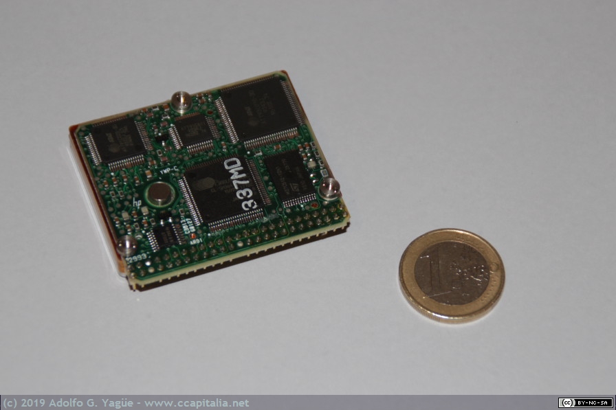 1170 - Hewlett Packard 3014 (Kittyhawk). Disco duro de 1,3" de 40Mb del Dauphin DTR-1 (2), 1993