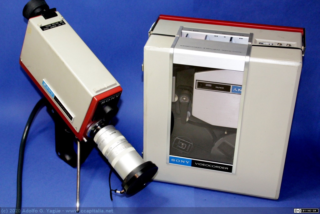 1322 y 1321 - Videocámara y magnetoscopio Sony AVC y AV-3420CE Videocorder, 1970
