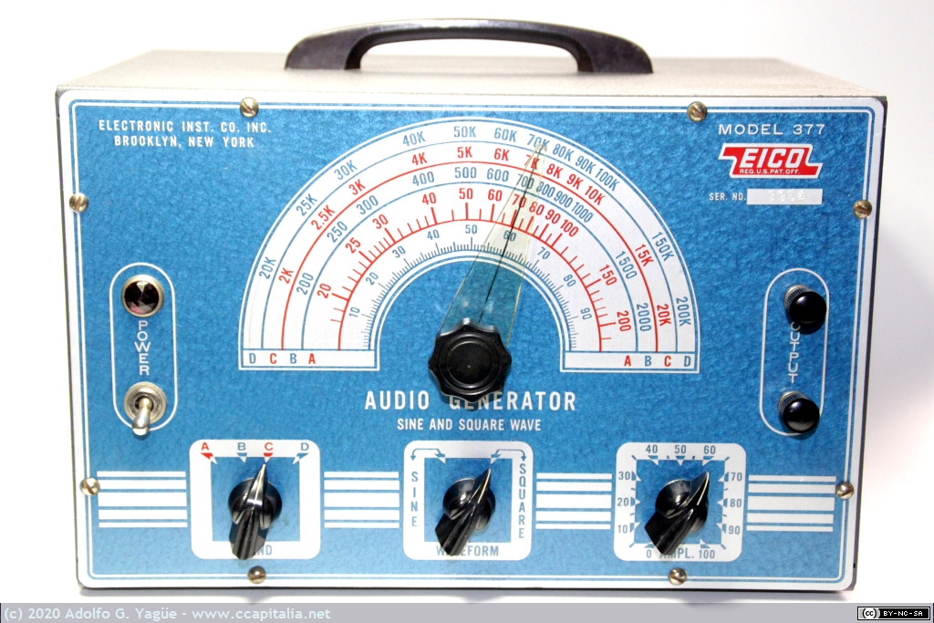 1443 - EICO Modelo 377. Generador de audio (oscilador de señal senoidal y cuadrada) (1), 1955
