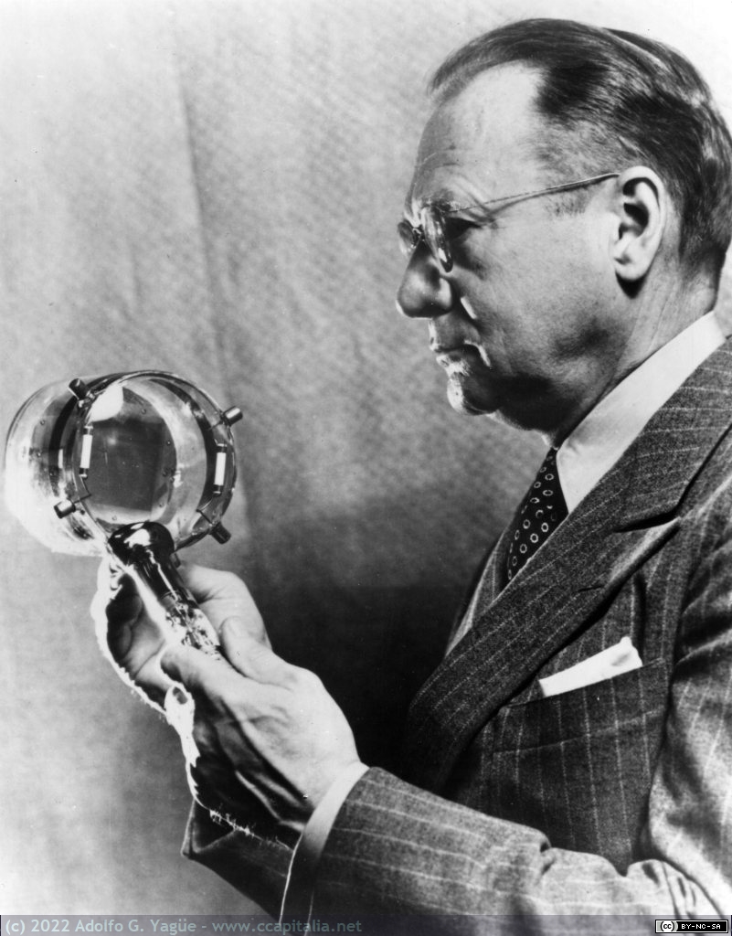 1623 - Vladimir Zworykin, inventor del iconoscopio, años 1950