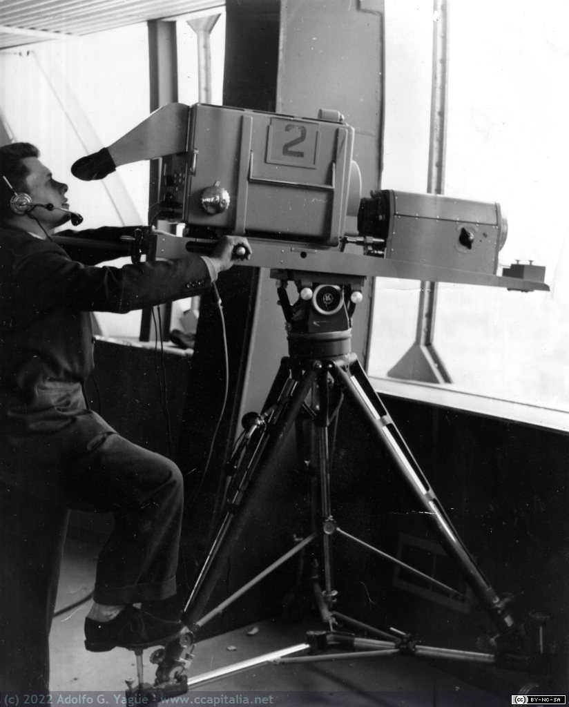 1631 - Operador de la Televisión Belga con cámara Fernseh (Riesel Iconoscopio), años 60