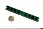 817 - DIMM DDR2 Kingston de 2GB (Nanya), 2003