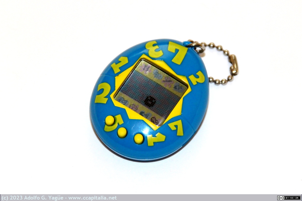 1728 - Tamagotchi. Primera generación. Bandai, 1996