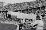 1864 - Operador cámara Telefunken equipada con teleobjetivo para la retramisión de Juegos Olímpicos Berlín, 1936