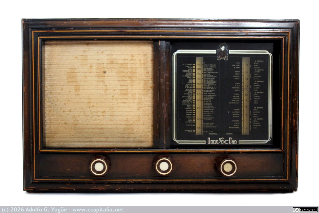 1861 - Radio Invicta modelo 305. Receptor OM de 540 a 1640KHz y OC 5,8 a 18,6MHz (1), 1945