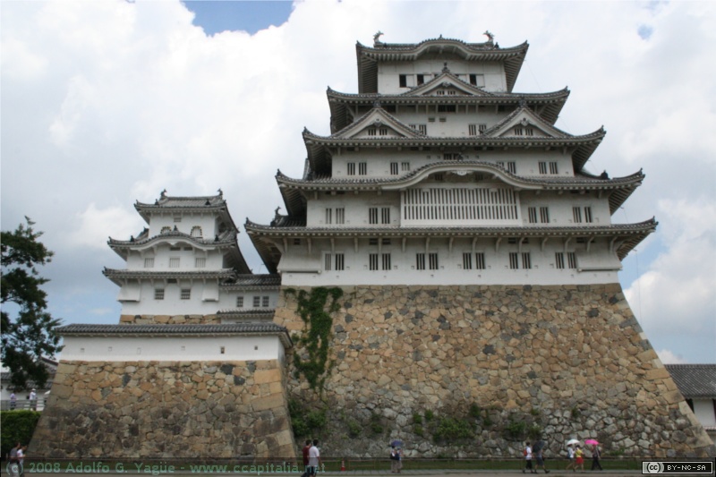 Exterior (2)