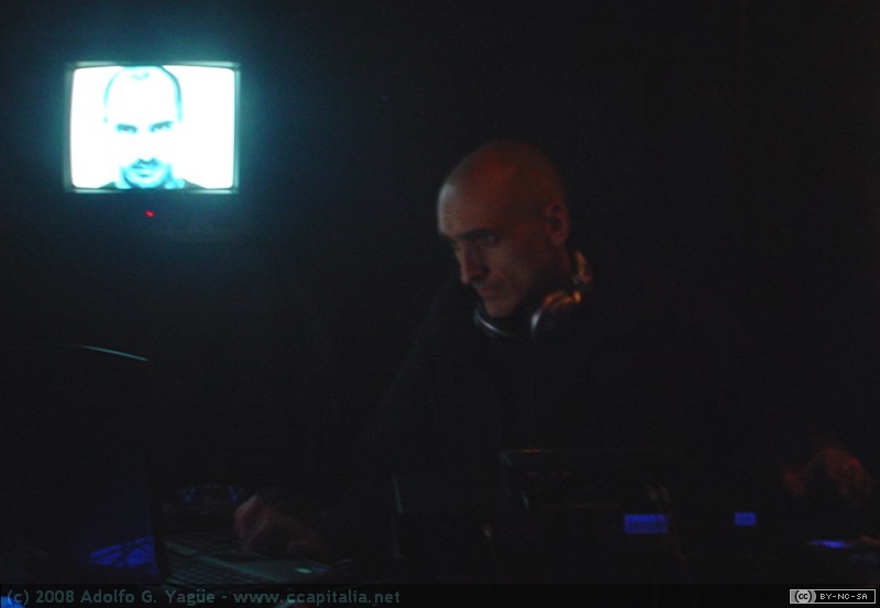 Saverio Evangelista - Live Act #45 - 04.01.04 (1)