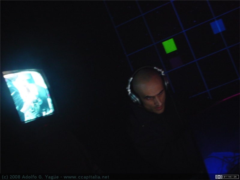 Saverio Evangelista - Live Act #45 - 04.01.04 (4)