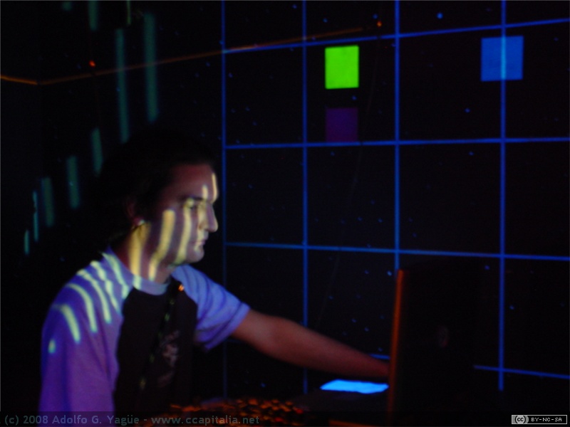 Jaime Belzuz - Live Act #44 - 21.12.03 (1)