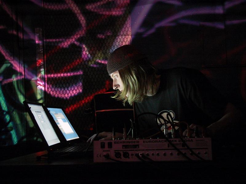 Mokira - Live Act #31 - 01.04.01 (6)