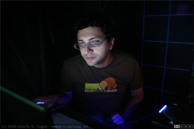 Robert Calvin - Fiesta 10 Aniversario - 19.05.07 (6)