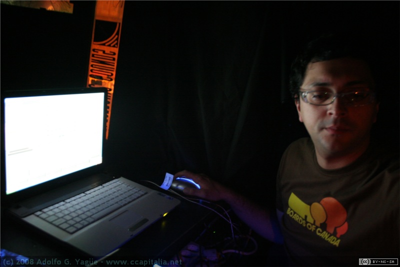 Robert Calvin - Fiesta 10 Aniversario - 19.05.07 (7)