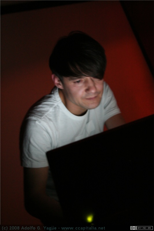 Olaf Bender - Fiesta Raster-Noton - 25.01.07 (5)