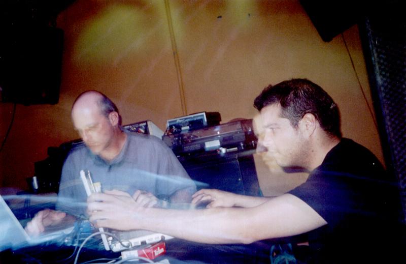 Kim Cascone Vs Coeval - Klangmaschine - 29.06.03 (4)