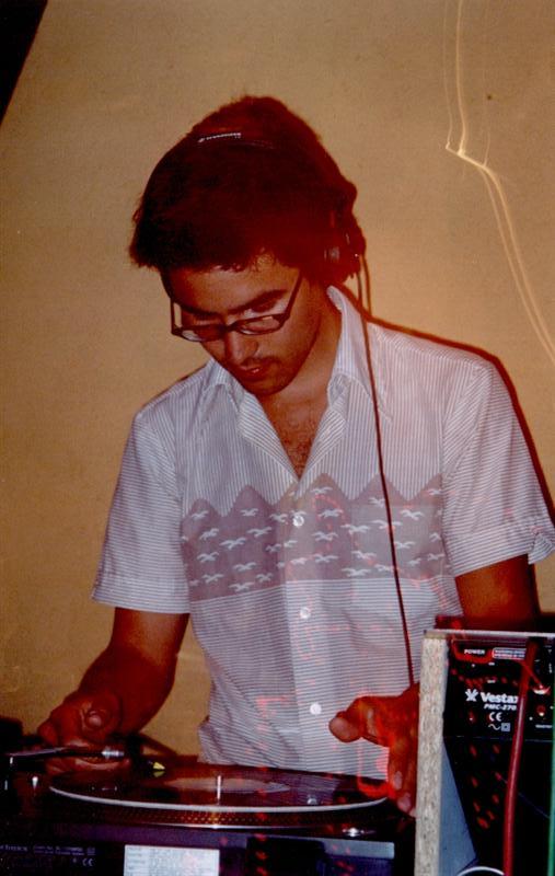 Mitchell Akiyama - Klangmaschine - 08.06.03 (3)