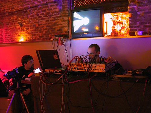 Error y Rec-Overflow - Klubben - 17.12.02 (2)