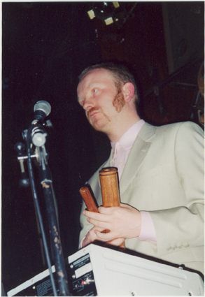 Sr. Coconut - Sala Arena - 17.05.01 (1)