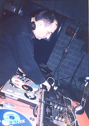 Andres Noarbe - Elektronikaldia - Septiembre 2000