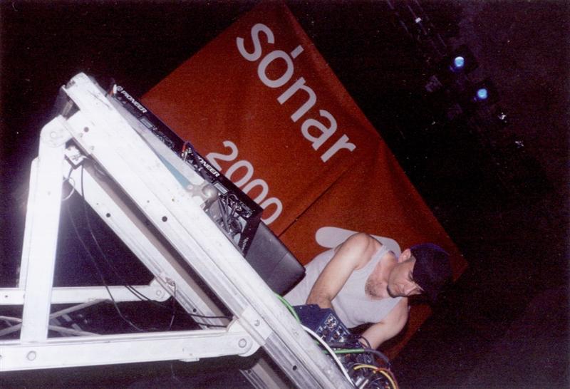 Francisco López - Sonar  - 15.06.00 (2)