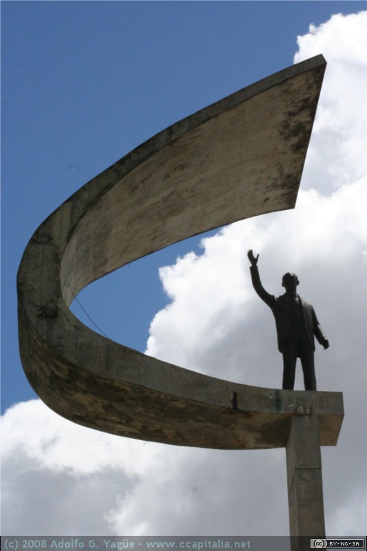 Memorial JK (2)