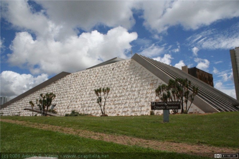 Teatro Nacional Cláudio Santoro (1)