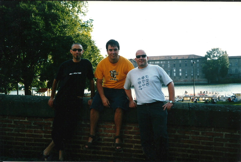 Molo, Le Troner y Sevi. Toulouse, 2004