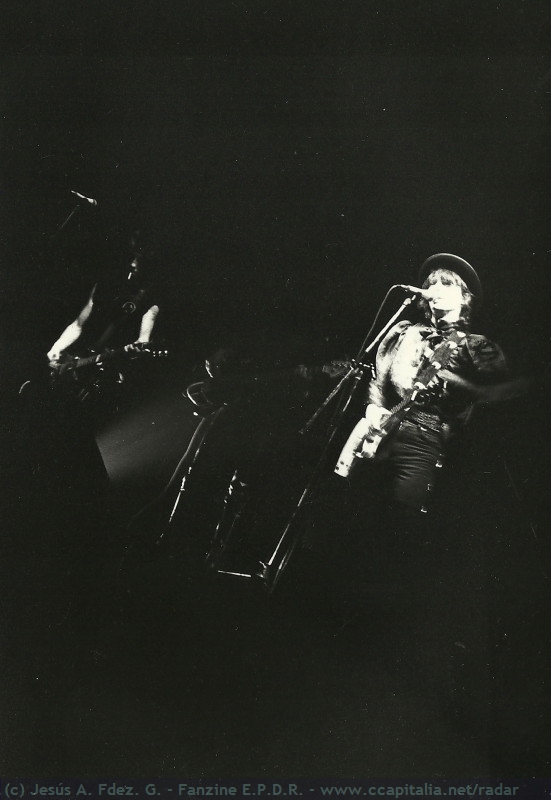 Johnny Thunders Live @ Astoria [1985] (2)