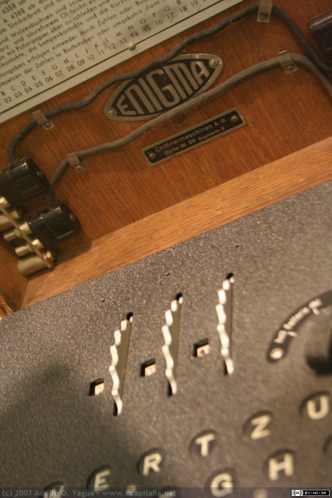 1934 - Enigma de tres rotores (2). Museo Alemán de la Tecnología