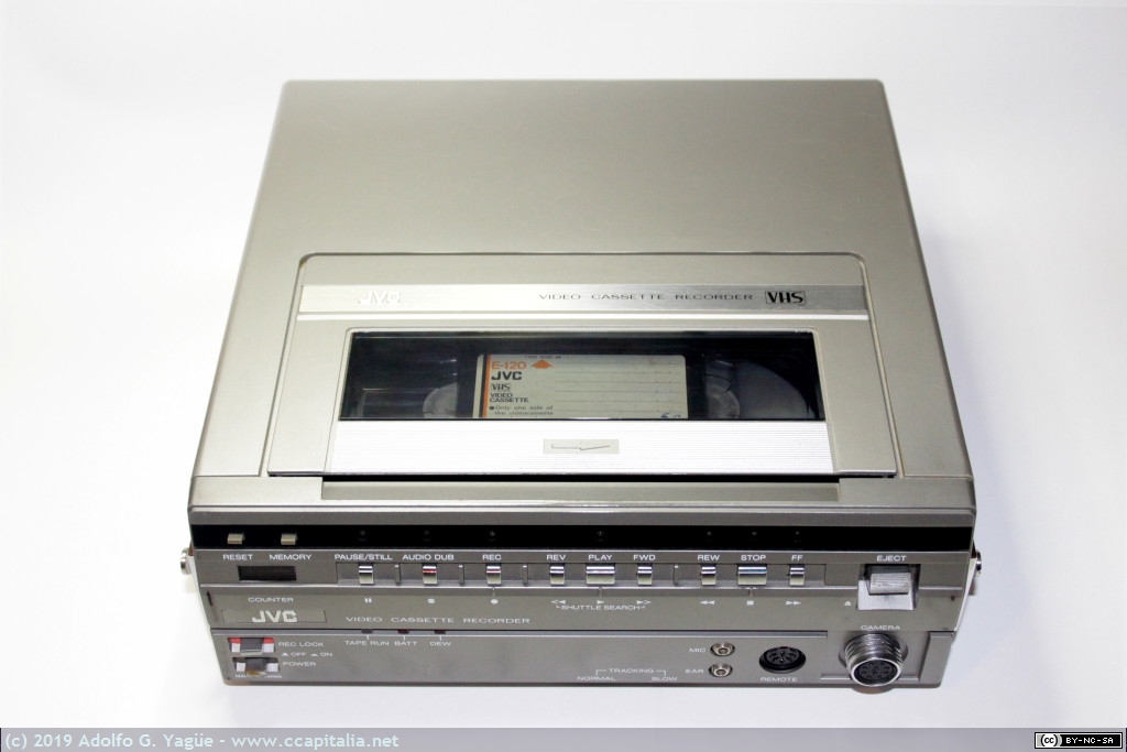 1306 - Videograbador VHS portable JVC HR-2200 (2), 1981