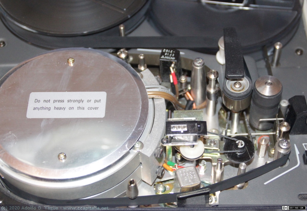 1321 - Magnetoscopio Sony AV-3420CE Videocorder (2), 1970