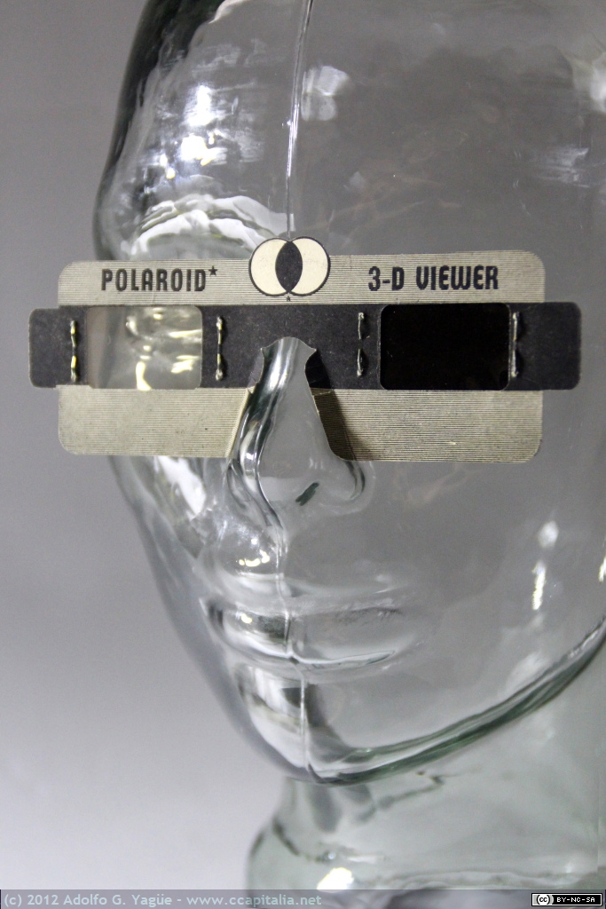 1571 - Polaroid 3-D Viewer. Primeras gafas polarizadas para visionado 3D (1), 1939
